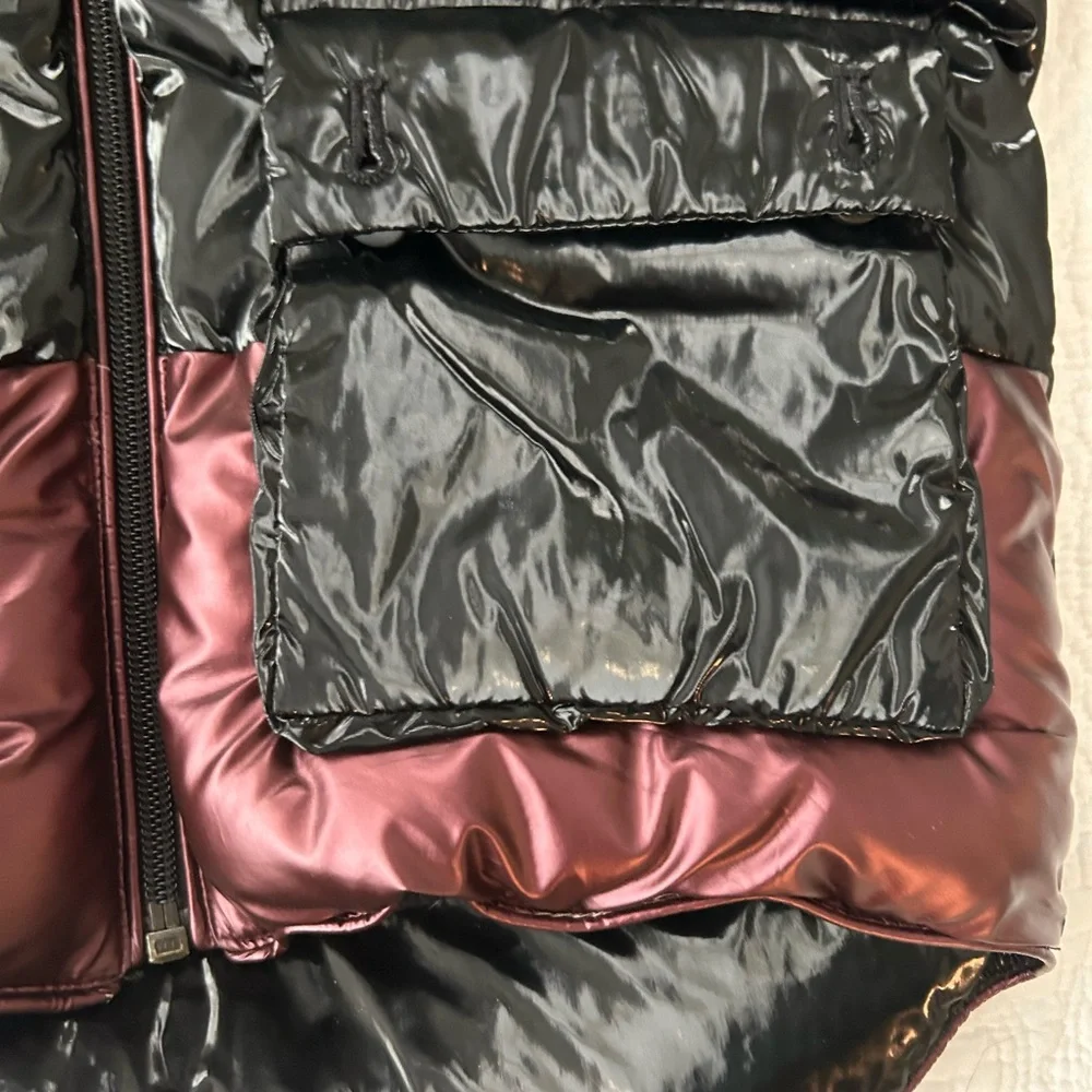 Cozy Coop Metallic Piping Jacket in Black/Ruby. Shiny black puffer size 7 Great!